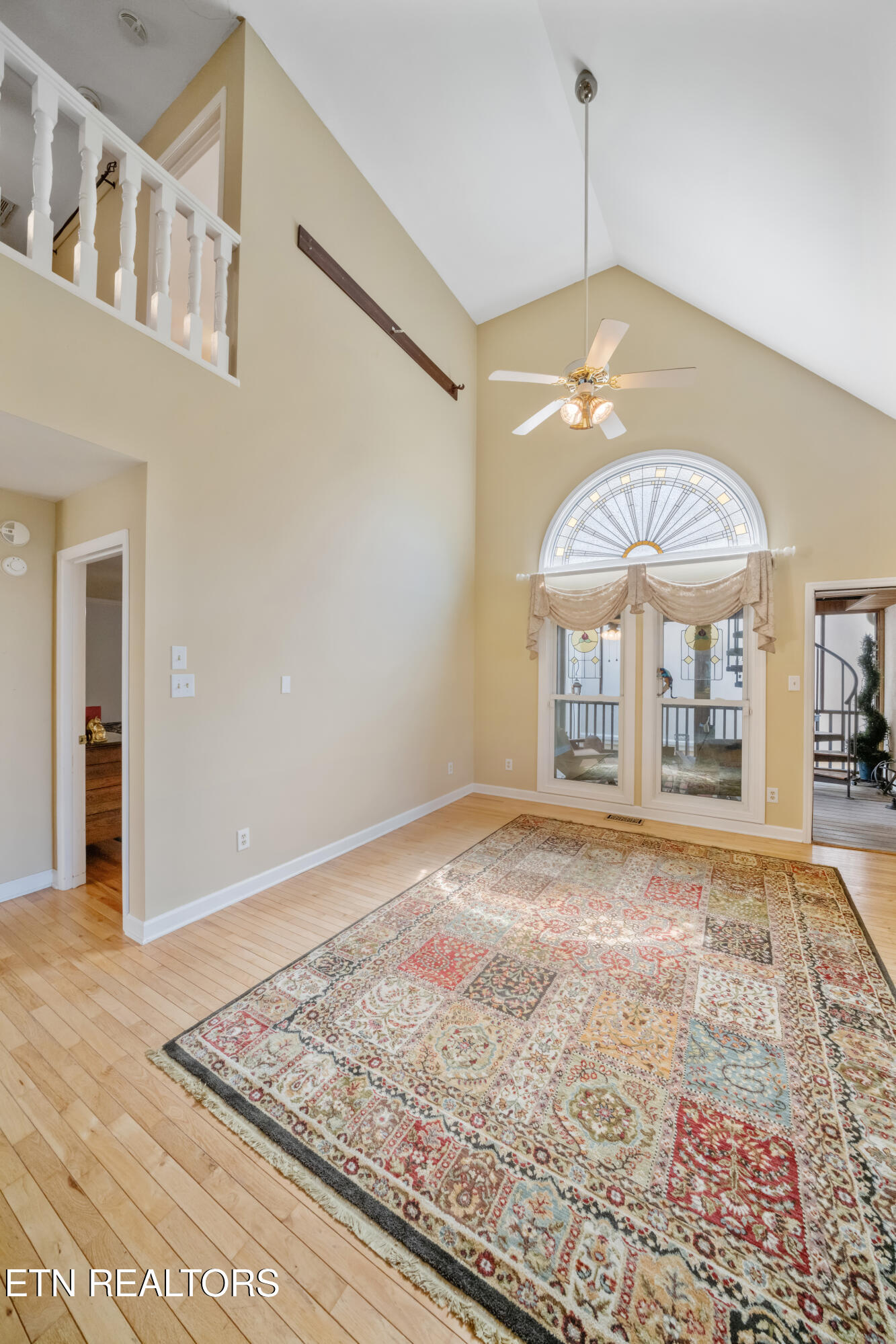 3413 Commodore Point Knoxville, TN 37922 - Photo 16 of 57 29 Living Area_18725