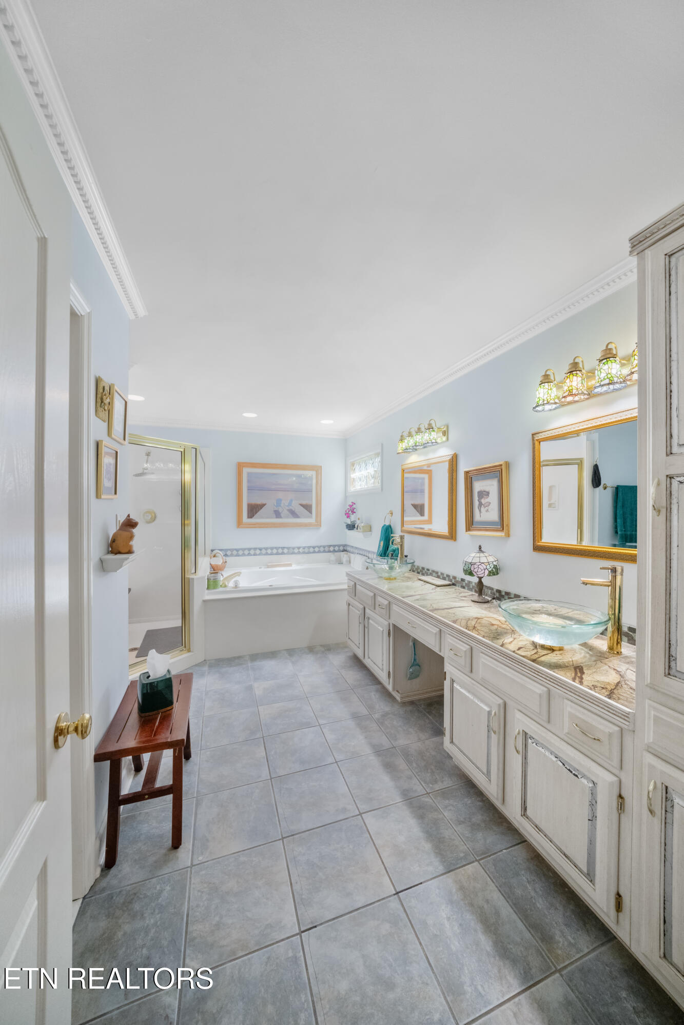 3413 Commodore Point Knoxville, TN 37922 - Photo 30 of 57 Primary Bath_18665