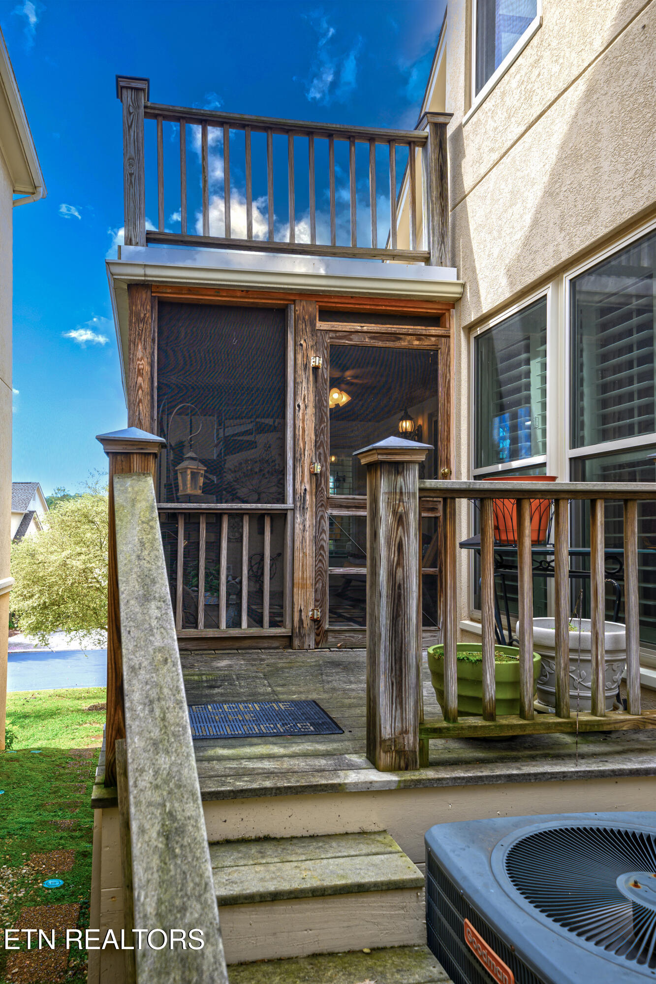 3413 Commodore Point Knoxville, TN 37922 - Photo 34 of 57 Lower Deck_18851