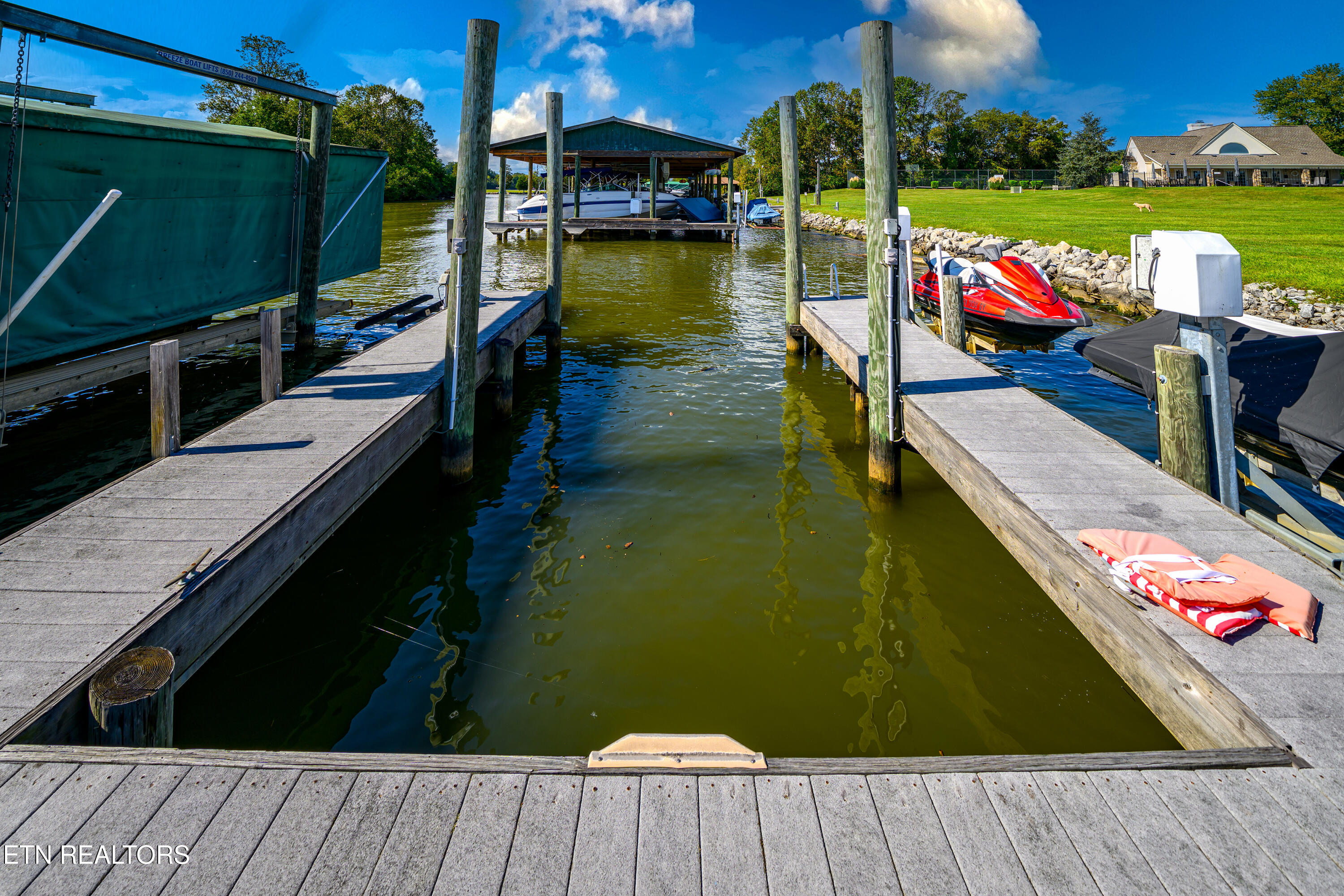 3413 Commodore Point Knoxville, TN 37922 - Photo 52 of 57 69 Deeded Boat Slip_18889