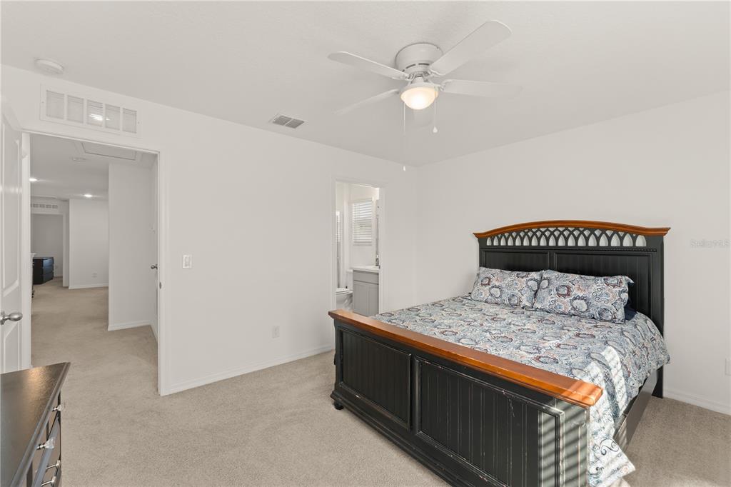 727 Costa Lane DeBary, FL 32713 - Photo 15 of 33