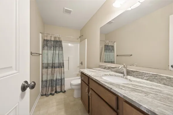 $399,900 | 111 York Bay Trail, Henrietta, NY 14586