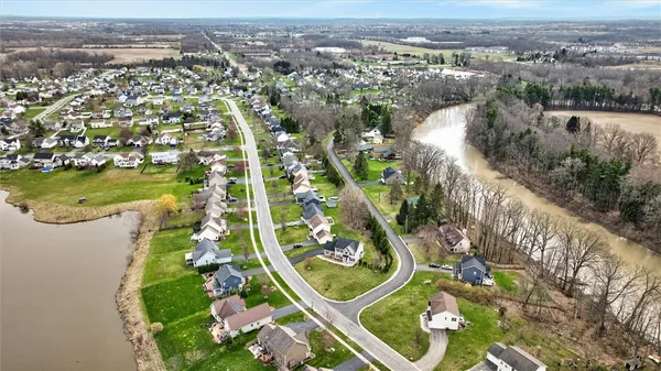 $399,900 | 111 York Bay Trail, Henrietta, NY 14586