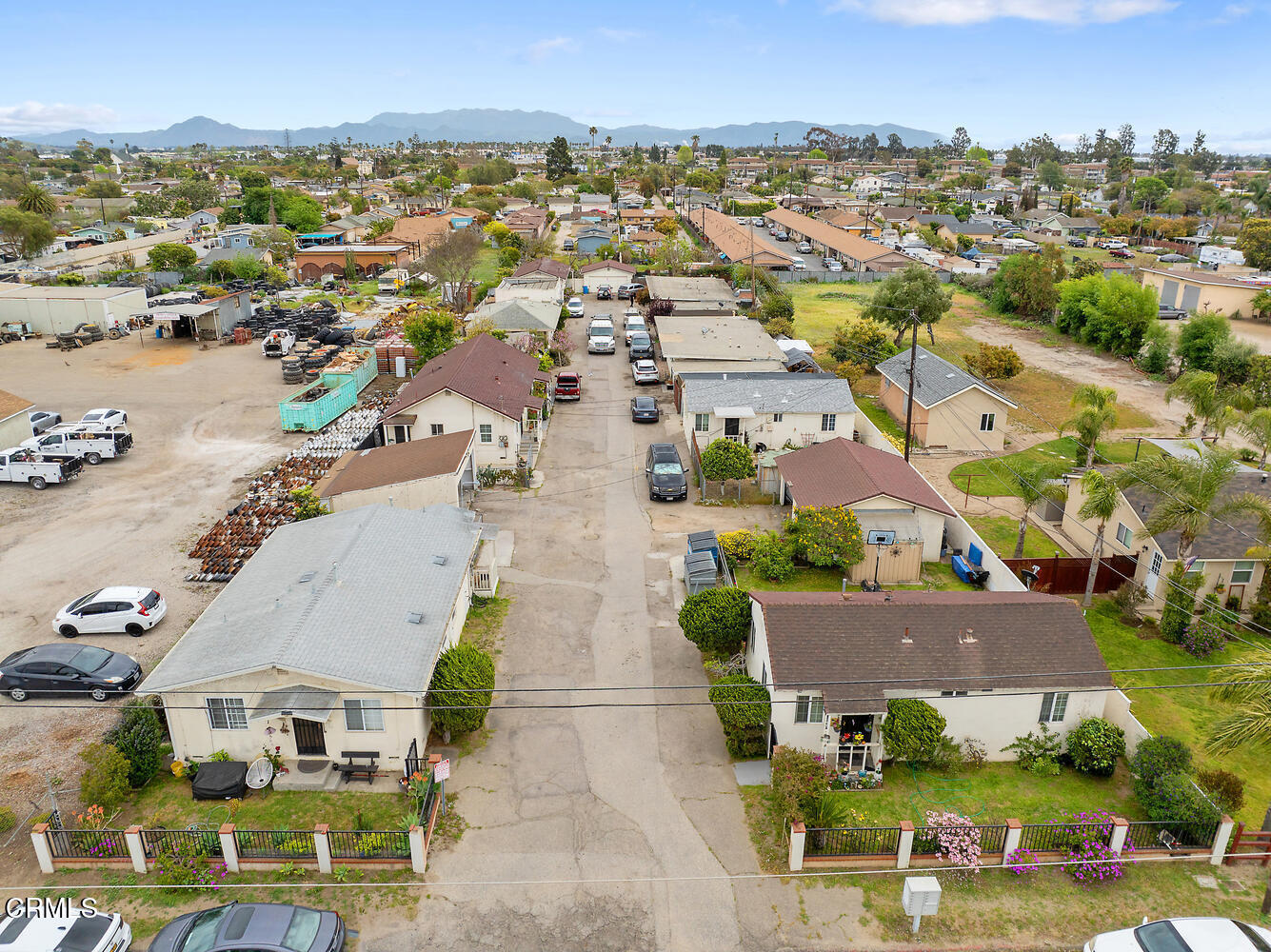 2644-2656 Cortez Street Oxnard, CA 93036 - Photo 2 of 72 2644 Cortez St Oxnard CA 93036-large-003