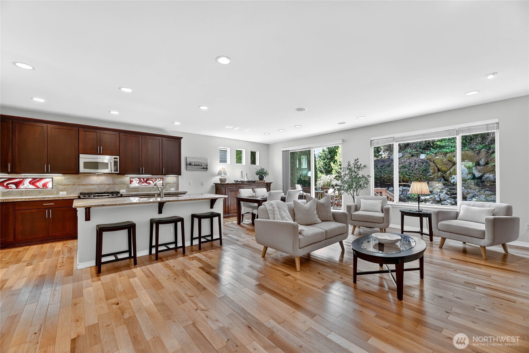 12357 Big Leaf Way Northeast Redmond, WA 98053 - Photo 10 of 36