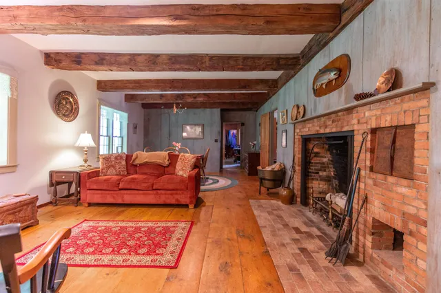 $1,500,000 | 900 Bunker Hill Road, Tamworth, NH 03886