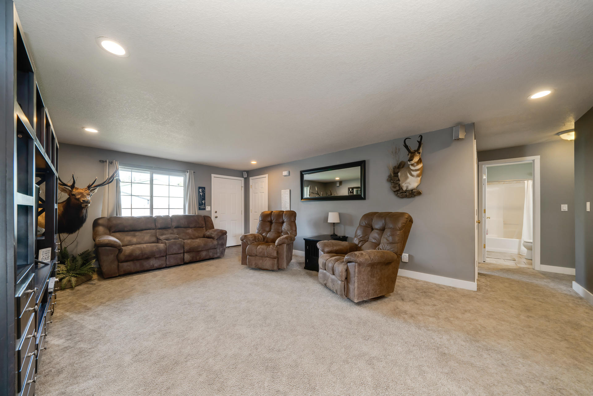 35355 Bayside Gardens Road Nehalem, OR 97131 - Photo 4 of 42 Family Room