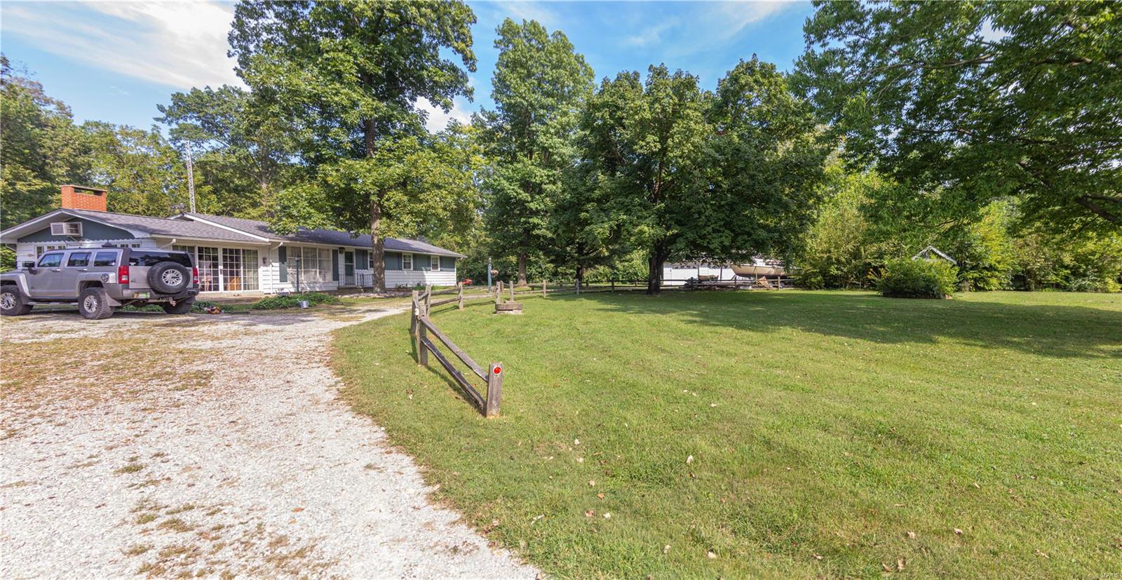 13847 Klaus Lake Road Highland, IL 62249 - Photo 21 of 35 Gallery Image 21