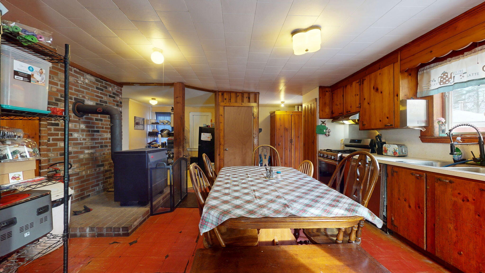 281 Narragansett Trail Buxton, ME 04093 - Photo 11 of 33 11-web-or-mls-12042025_154503