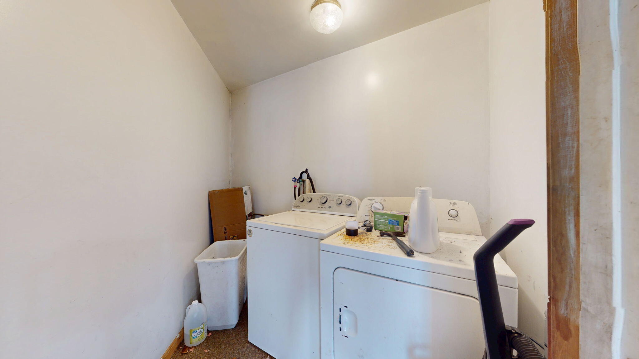 281 Narragansett Trail Buxton, ME 04093 - Photo 19 of 33 19-web-or-mls-12042025_154754