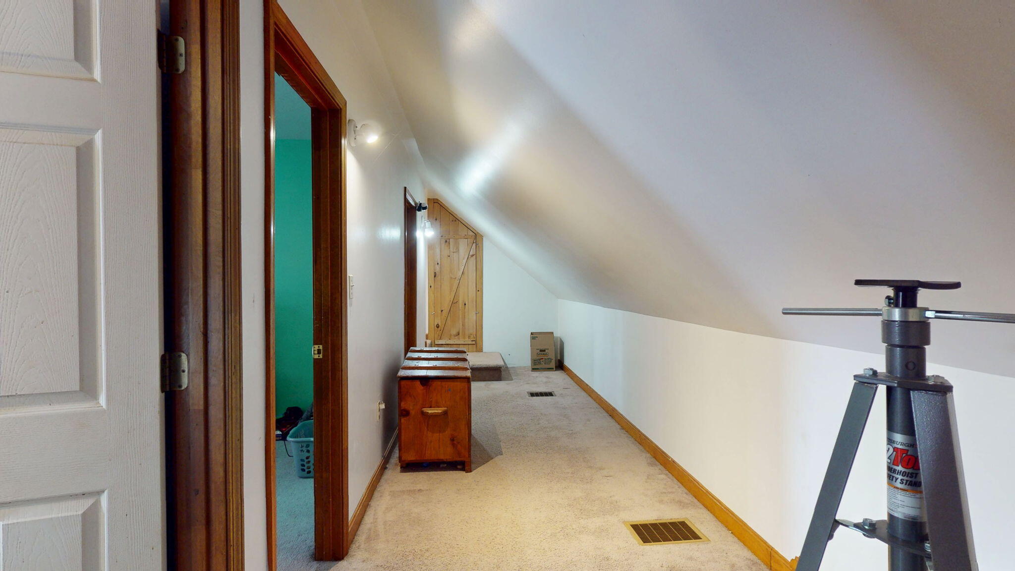 281 Narragansett Trail Buxton, ME 04093 - Photo 26 of 33 26-web-or-mls-12042025_155043