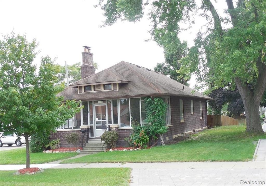 117 Woodward Avenue Rochester, MI 48307 - Photo 1 of 14