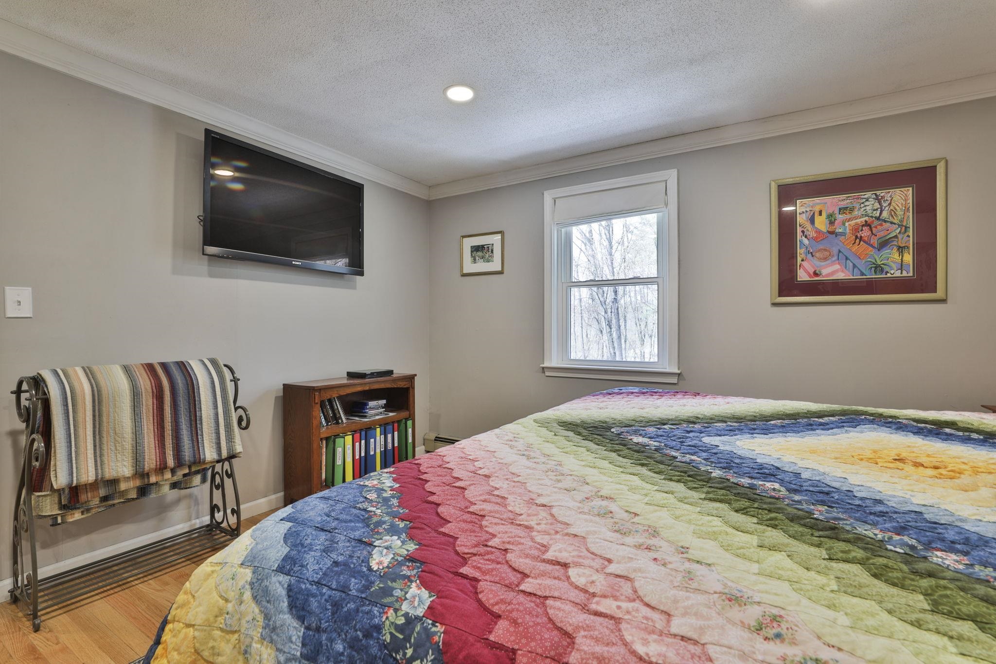 9 Lund Drive Hudson, NH 03051 - Photo 25 of 43
