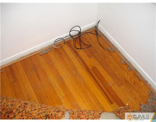 18 Sine Road Edison, NJ 08817 - Photo 8 of 8