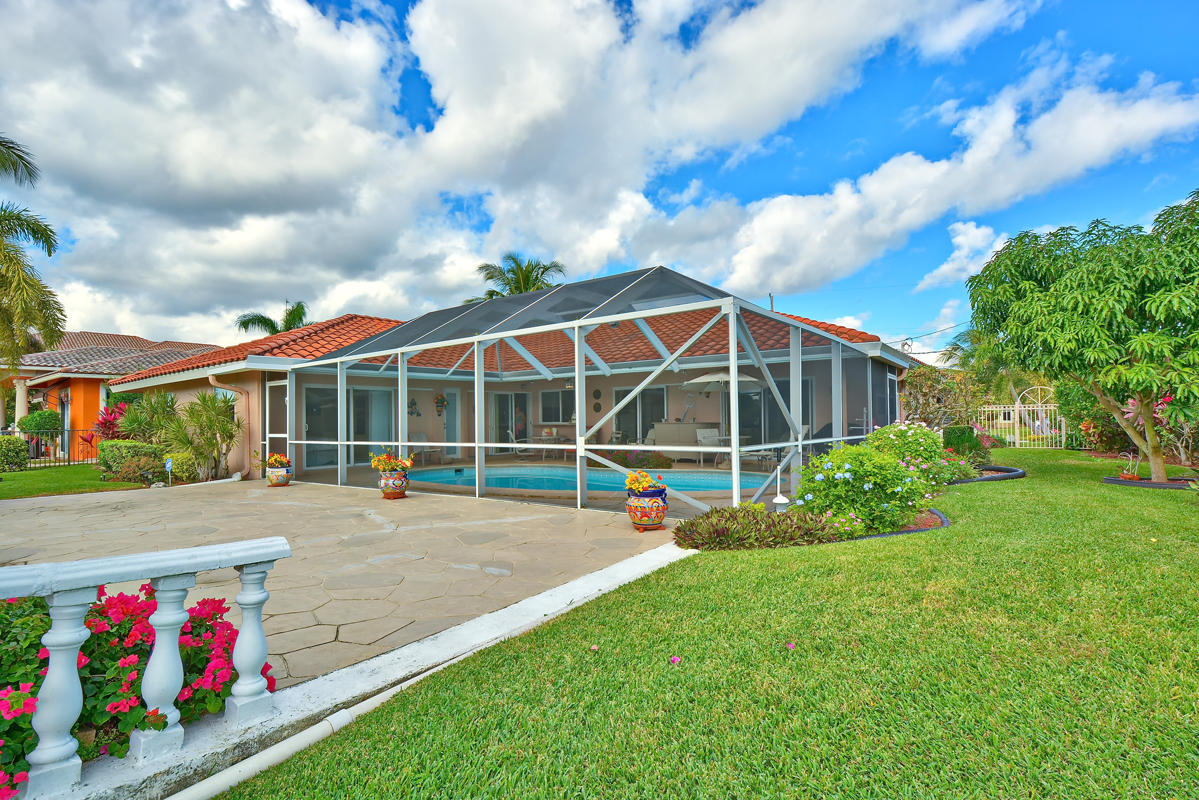 844 Forsyth Street Boca Raton, FL 33487 - Photo 23 of 26 House from se corner of lot
