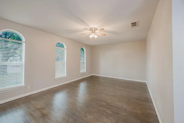 $3,200 | 1624 Summer Pl Circle, Irving, TX 75062