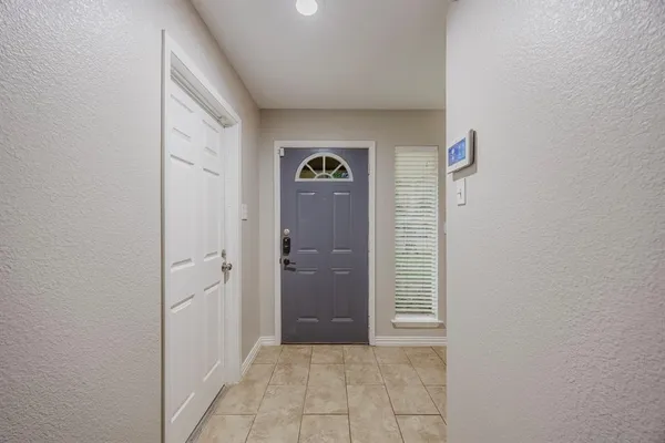 $3,200 | 1624 Summer Pl Circle, Irving, TX 75062