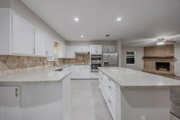 $3,200 | 1624 Summer Pl Circle, Irving, TX 75062