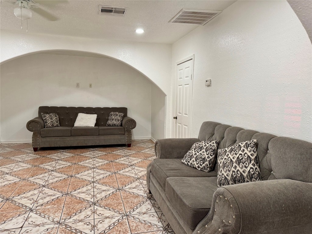 602 Massey Tompkins Road Baytown, TX 77521 - Photo 2 of 9