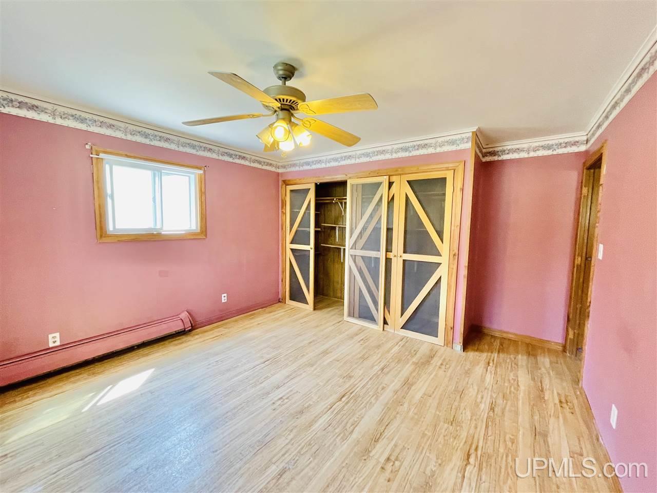 4749 17th Road Escanaba, MI 49829 - Photo 18 of 20