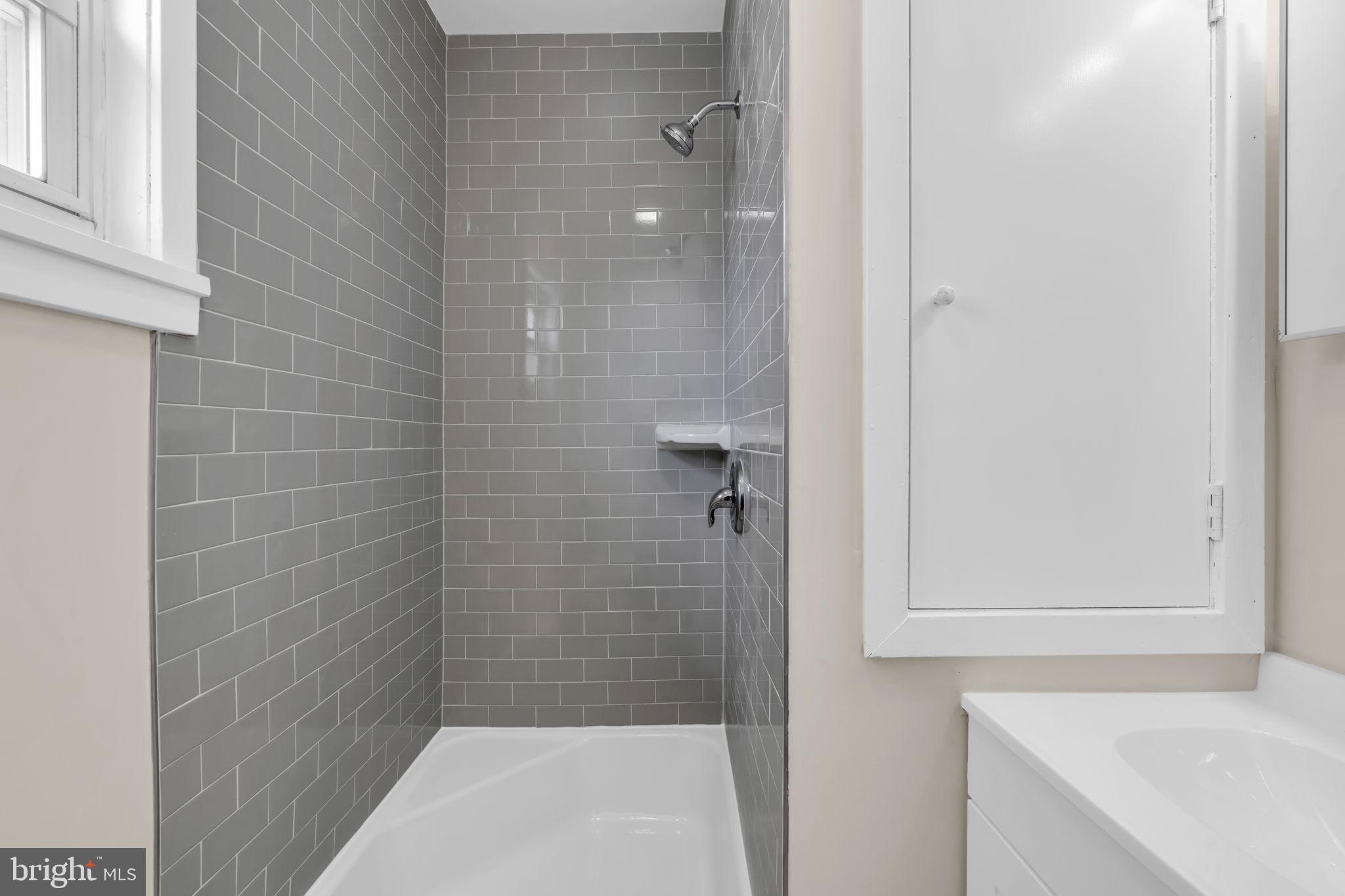 69 Reed Avenue Hamilton, NJ 08610 - Photo 12 of 21 Gallery Image 12