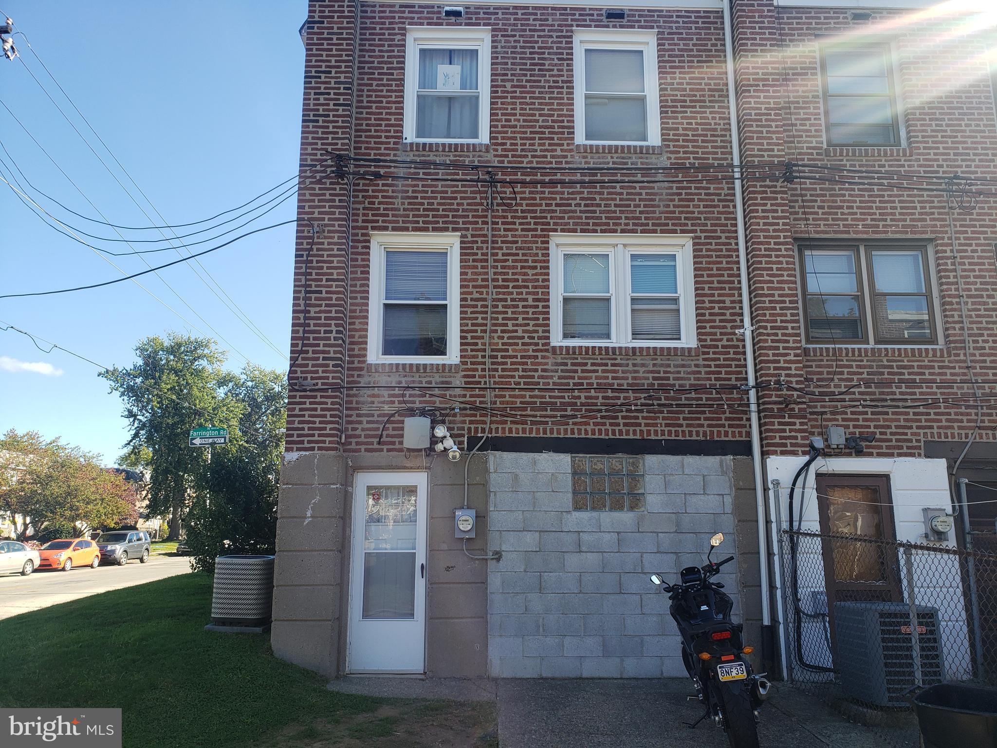 1850 Farrington Road Philadelphia, PA 19151 - Photo 19 of 20 Rear View