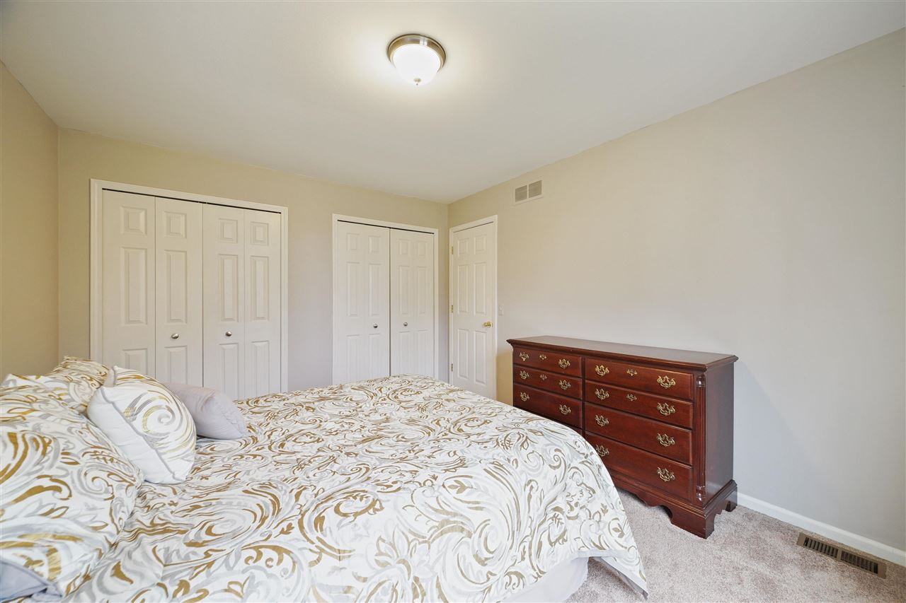 920 Letts Road Oakland, MI 48363 - Photo 31 of 59 50046198-30.JPG