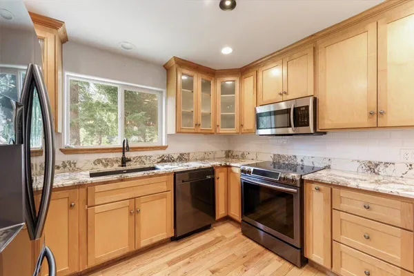 $599,000 | 503 Pony Trail, Mount Shasta, CA 96067