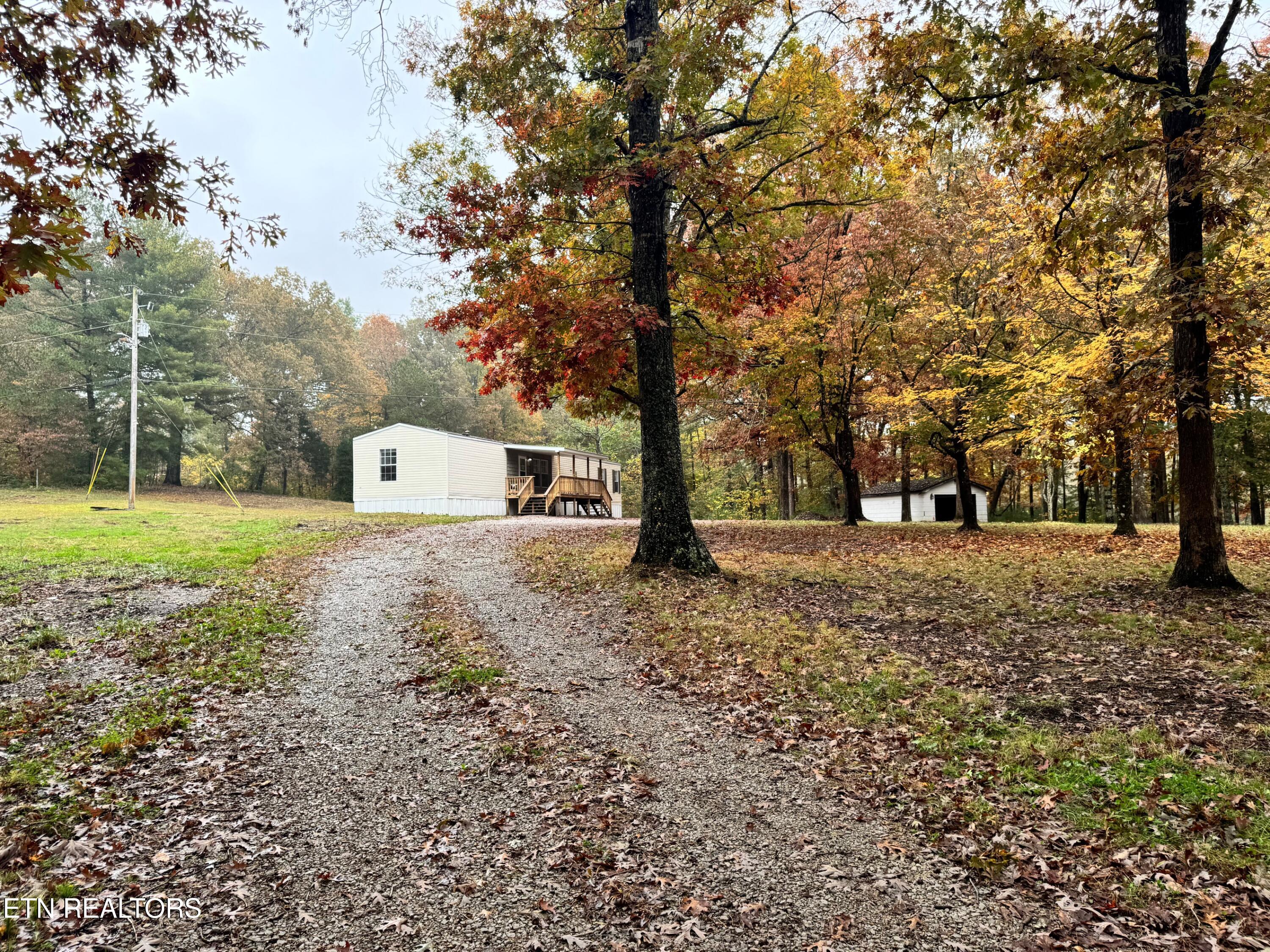 1101 Franklin Loop Clarkrange, TN 38553 - Photo 2 of 27 IMG_2267