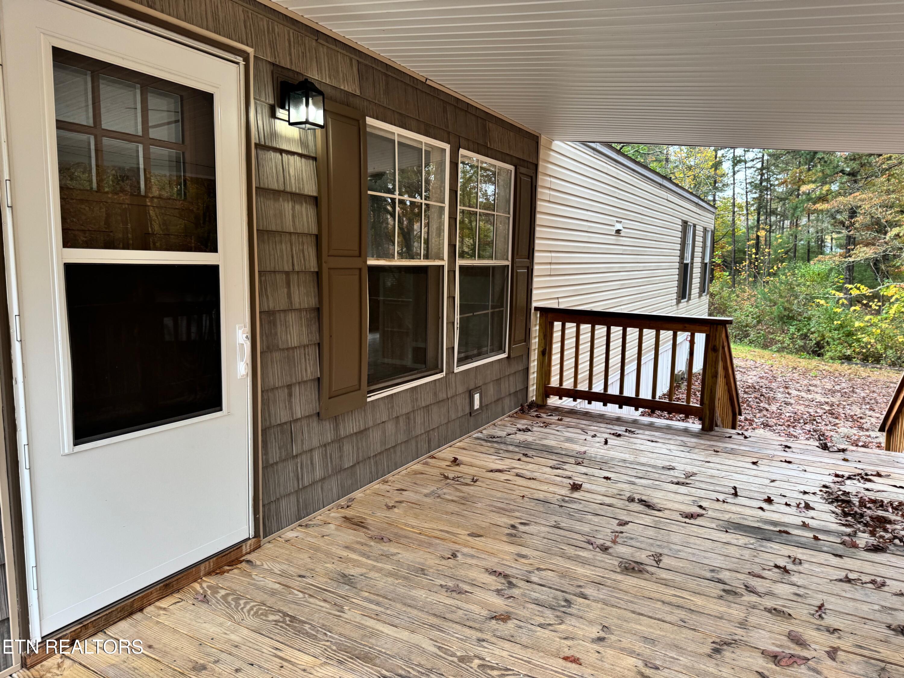 1101 Franklin Loop Clarkrange, TN 38553 - Photo 6 of 27 IMG_2270