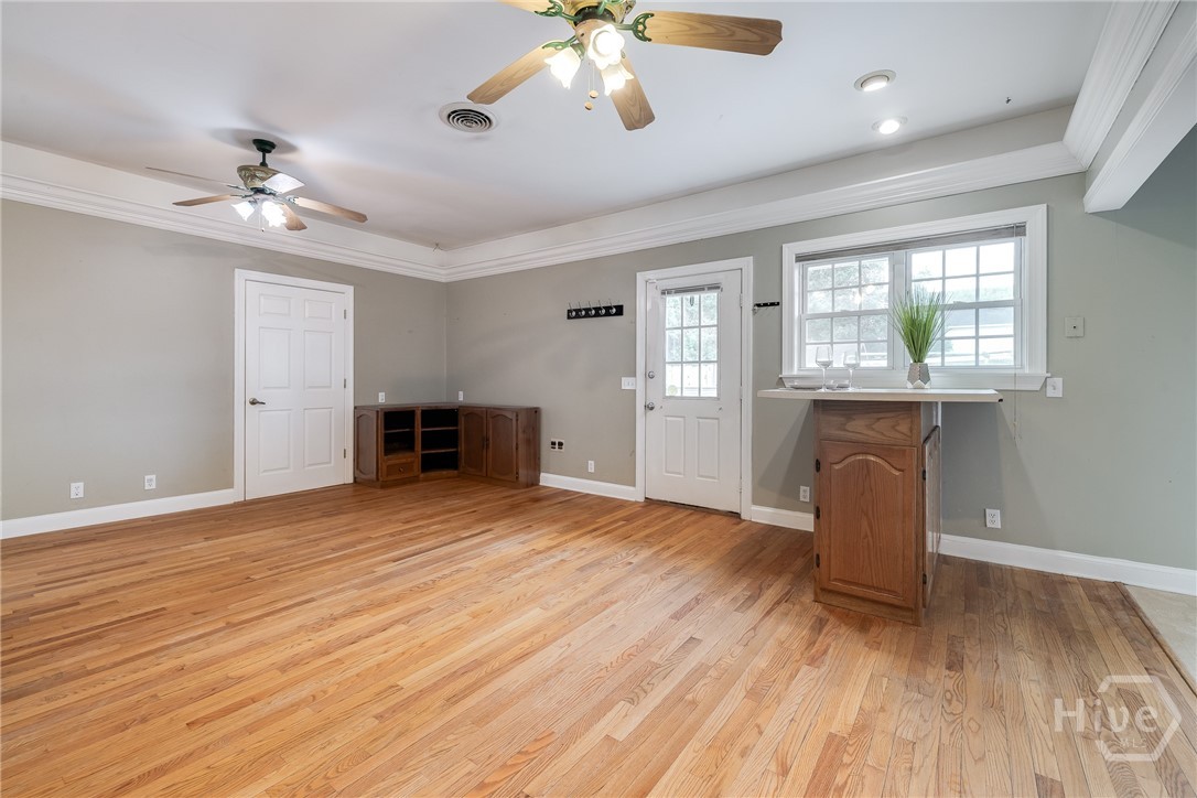 51 Travis Street Savannah, GA 31406 - Photo 17 of 40