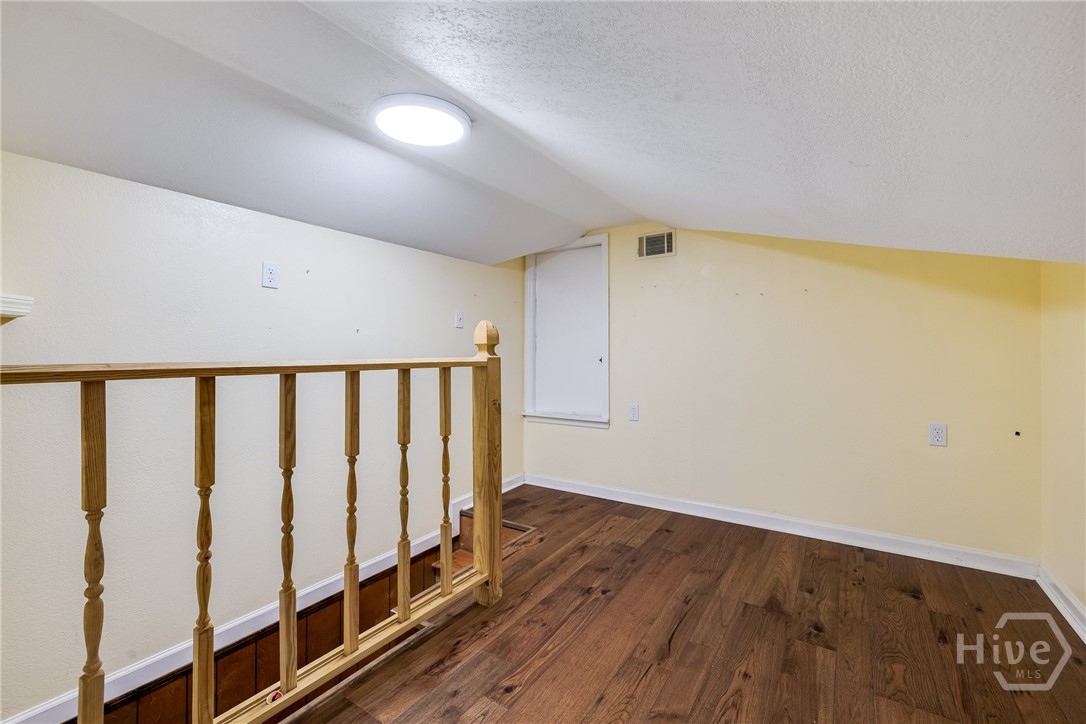 51 Travis Street Savannah, GA 31406 - Photo 30 of 40