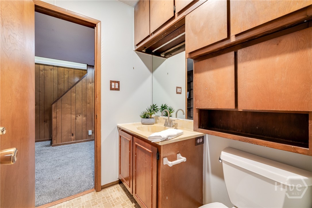 51 Travis Street Savannah, GA 31406 - Photo 32 of 40