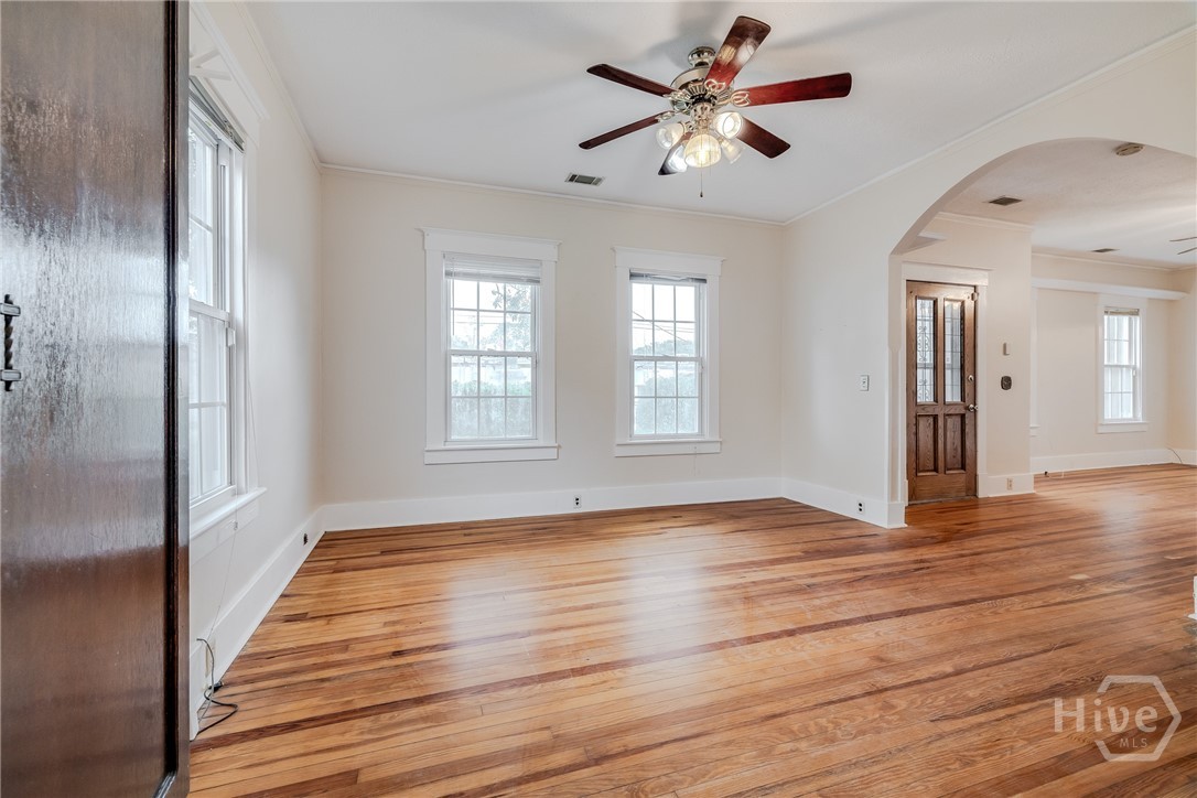 51 Travis Street Savannah, GA 31406 - Photo 10 of 40