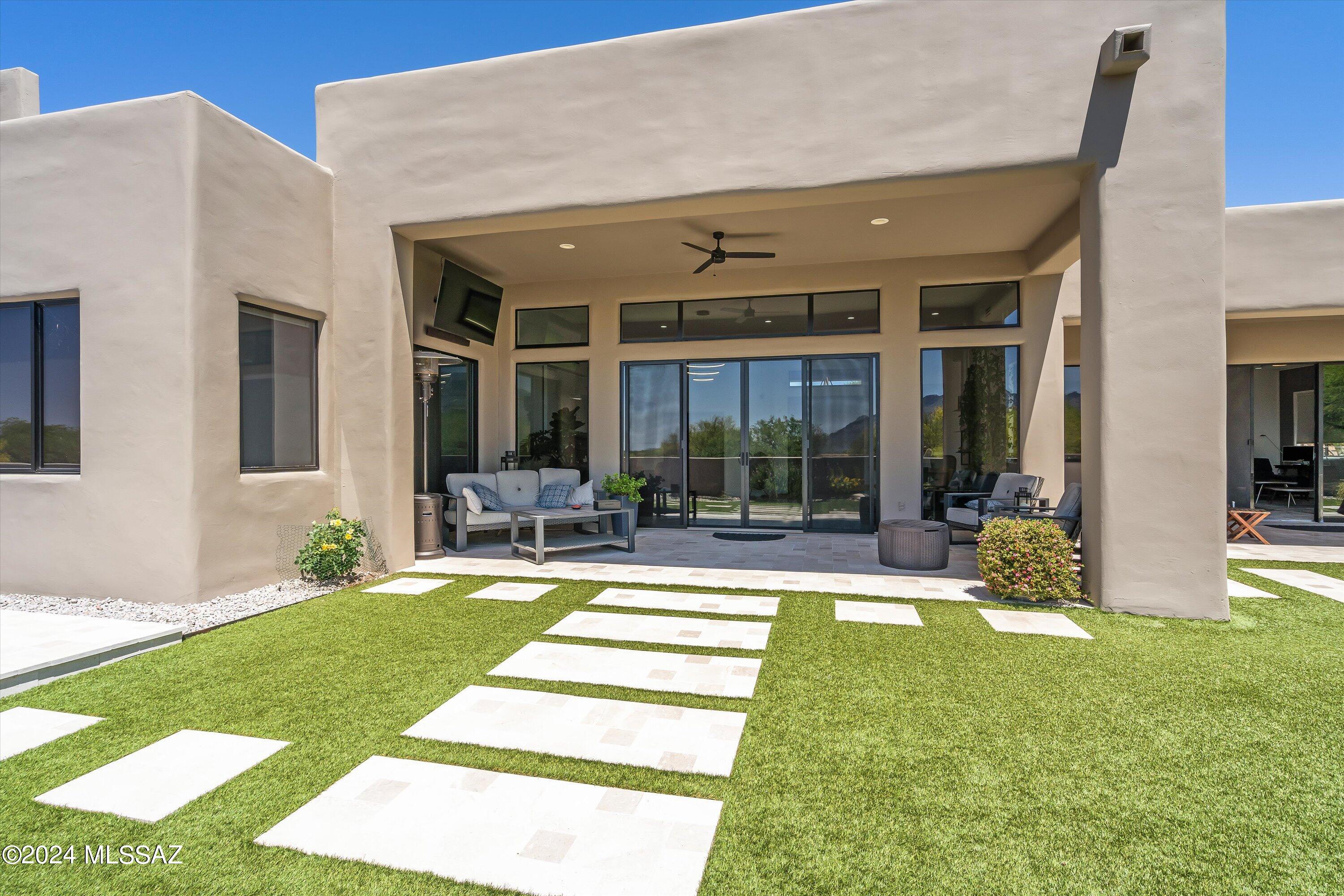 12456 North Piping Rock Road Oro Valley, AZ 85755 - Photo 40 of 46