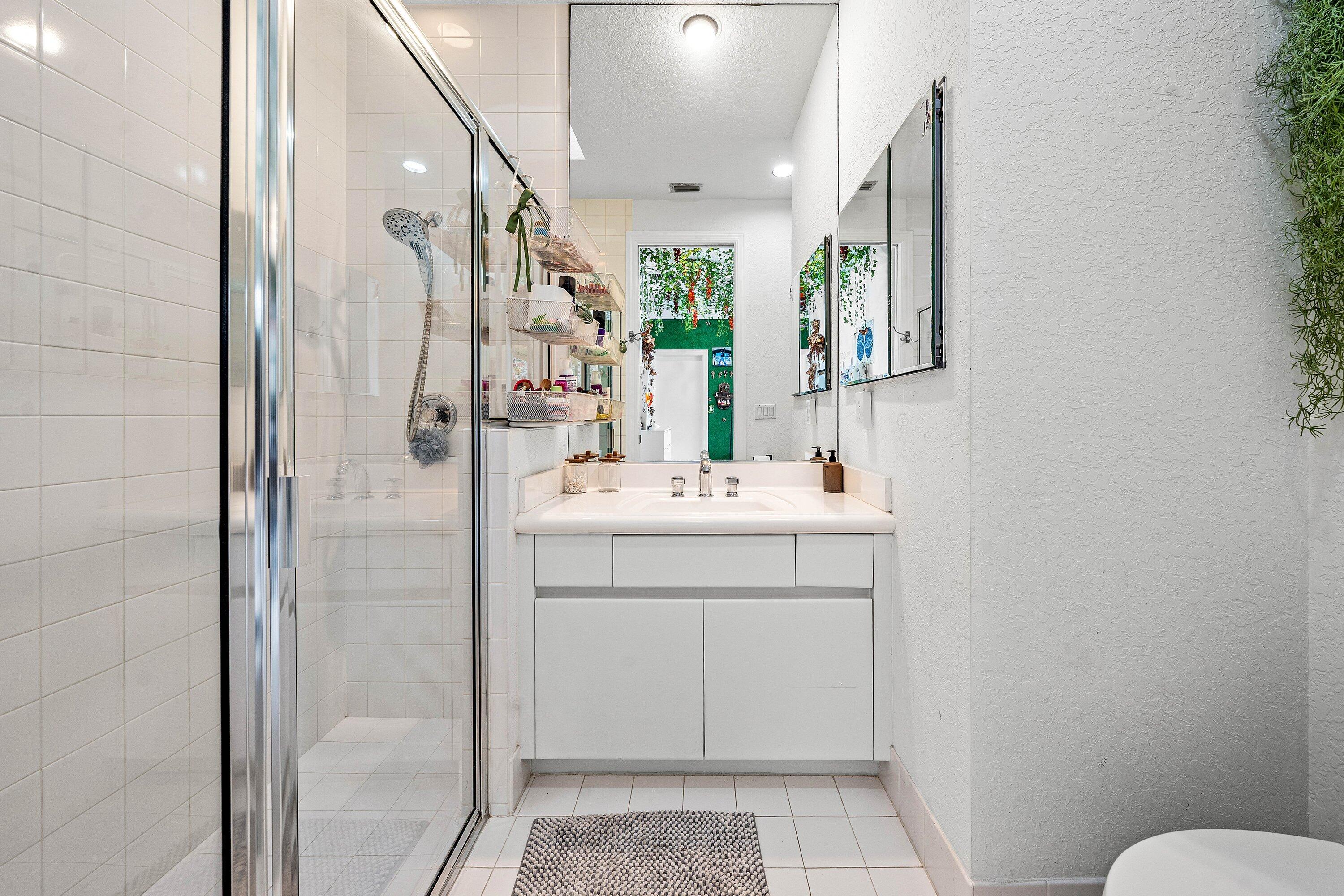 3507 Northwest Clubside Circle Boca Raton, FL 33496 - Photo 39 of 82 039-3507NorthwestClubsideCircle-BocaRato