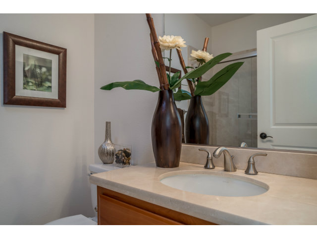 10849 North Stelling Road Cupertino, CA 95014 - Photo 13 of 16 Gallery Image 13