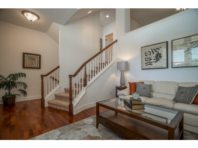 10849 North Stelling Road Cupertino, CA 95014 - Photo 5 of 16 Gallery Image 5