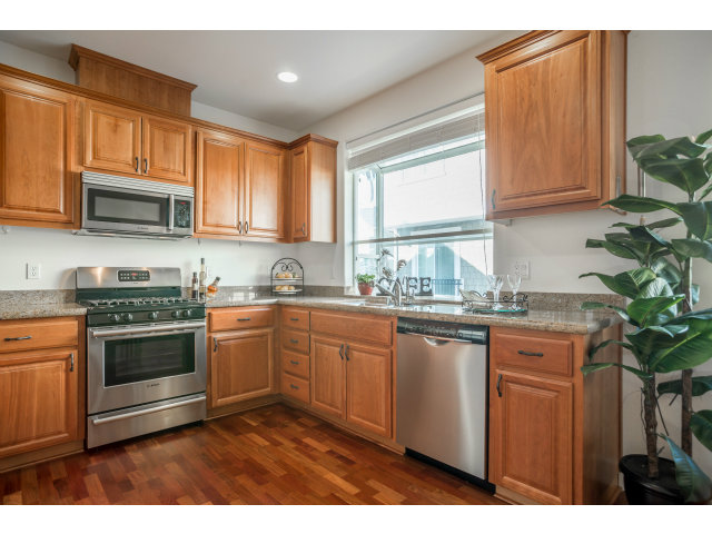 10849 North Stelling Road Cupertino, CA 95014 - Photo 7 of 16 Gallery Image 7