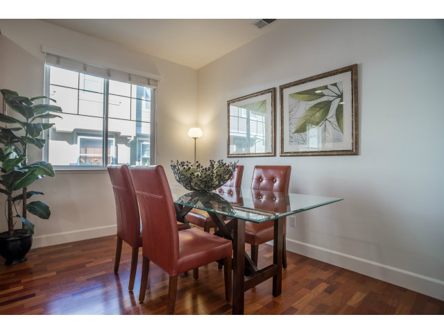 10849 North Stelling Road Cupertino, CA 95014 - Photo 9 of 16 Gallery Image 9