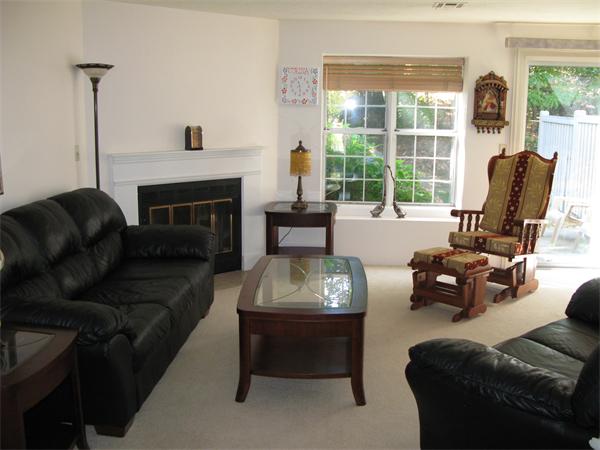 703 Ridgefield Circle, Unit C Clinton, MA 01510 - Photo 6 of 21 Gallery Image 6