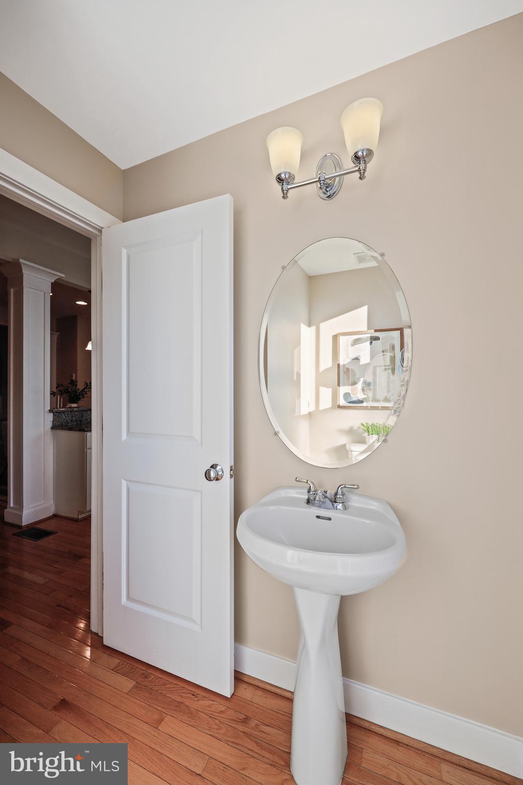 21 Yogurt Lane Baltimore, MD 21231 - Photo 20 of 40 Main Level Half Bath
