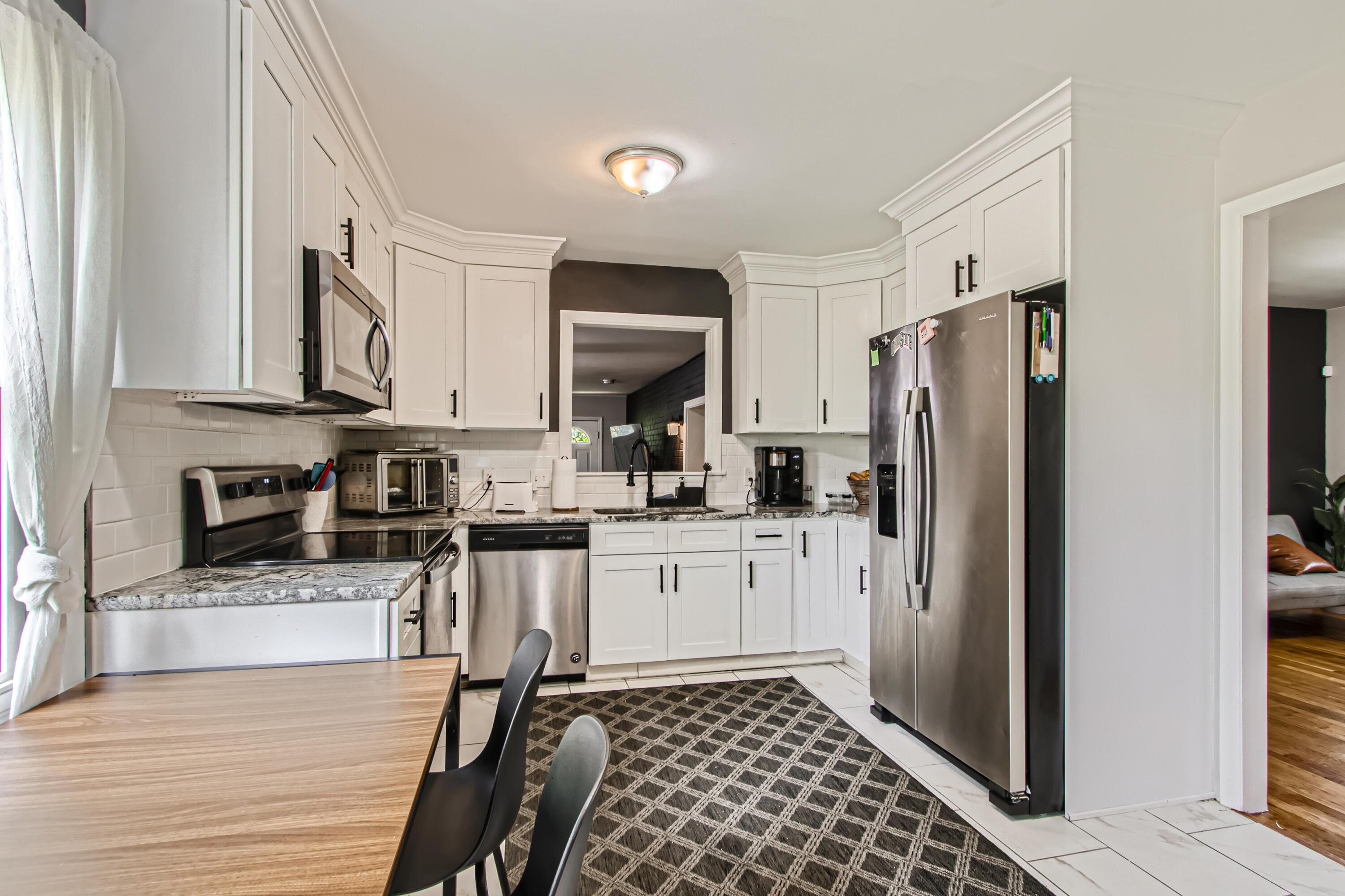 6107 Karl Road Columbus, OH 43229 - Photo 6 of 11 A6(1)