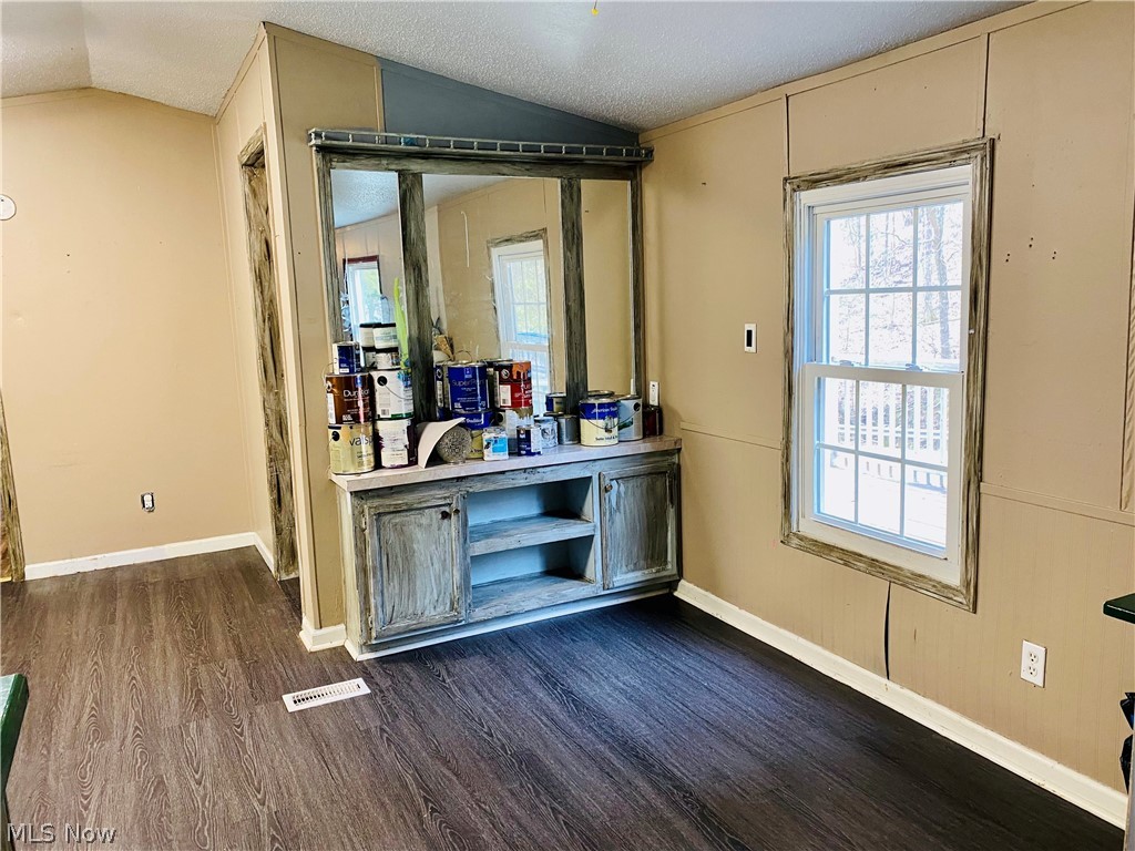 55310 Key Bellaire Road Bellaire, OH 43906 - Photo 10 of 33 Gallery Image 10