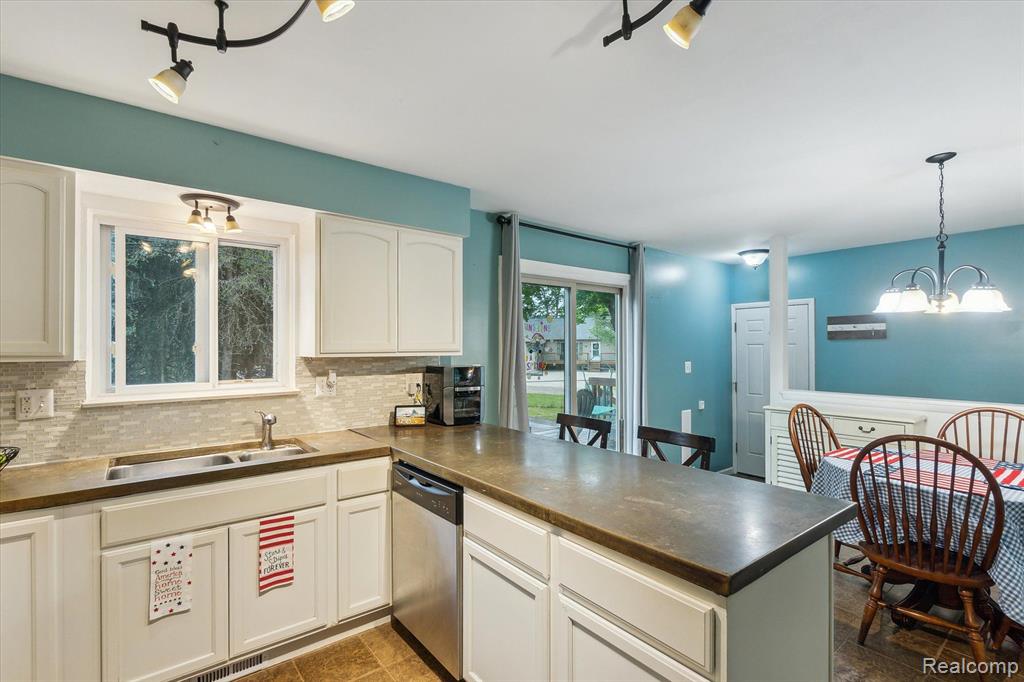 3005 West Commerce Road Milford, MI 48380 - Photo 13 of 54 Gallery Image 13