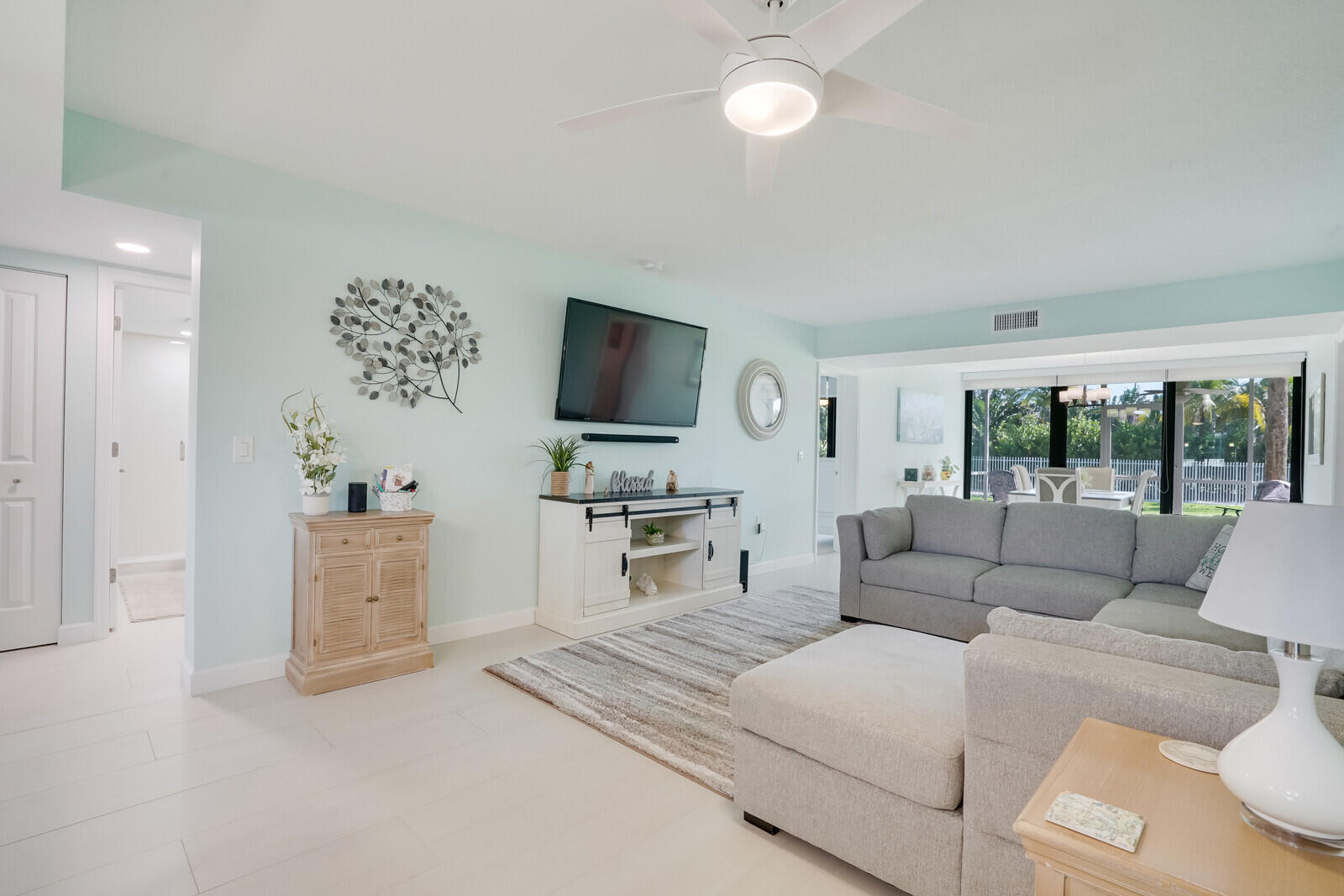 6133 Balboa Circle, Unit 105 Boca Raton, FL 33433 - Photo 5 of 30 05_Image_5_mls