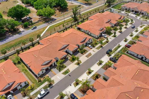 $284,900 | 17538 Holly Wl Avenue, Wimauma, FL 33598