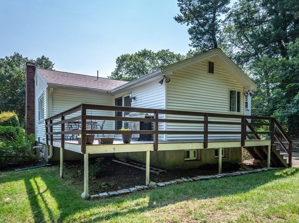 131 Wayne Road Newton, MA 02459 - Photo 29 of 31