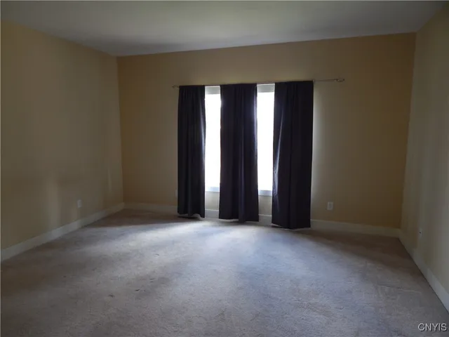 $3,000 | 8176 Whitman Way, Clay, NY 13090