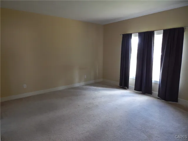 $3,000 | 8176 Whitman Way, Clay, NY 13090